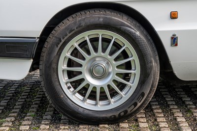 Lot 89 - 1988 Alfa Romeo Spider S3 1.6