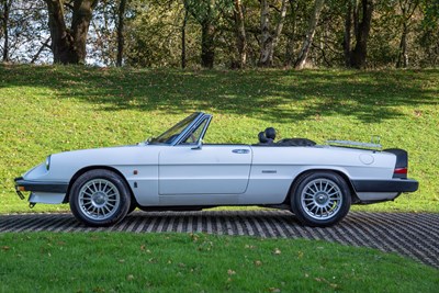 Lot 89 - 1988 Alfa Romeo Spider S3 1.6
