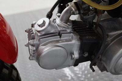 Lot 54 - 1982 Honda Z50R