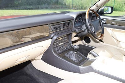 Lot 88 - 1995 Jaguar XJR 4.0