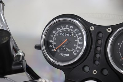 Lot 12 - 1999 Triumph Thunderbird Sport