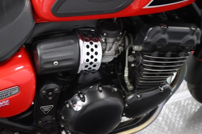 Lot 12 - 1999 Triumph Thunderbird Sport