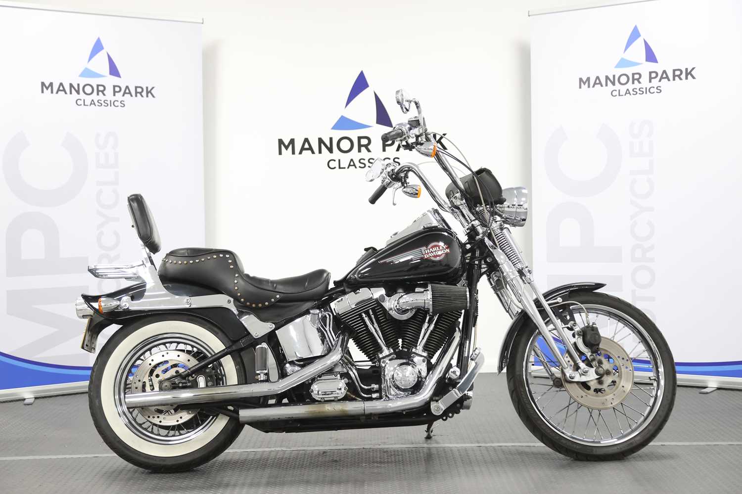 Lot 35 - 2005 Harley Davidson FXSTSI Softail Springer