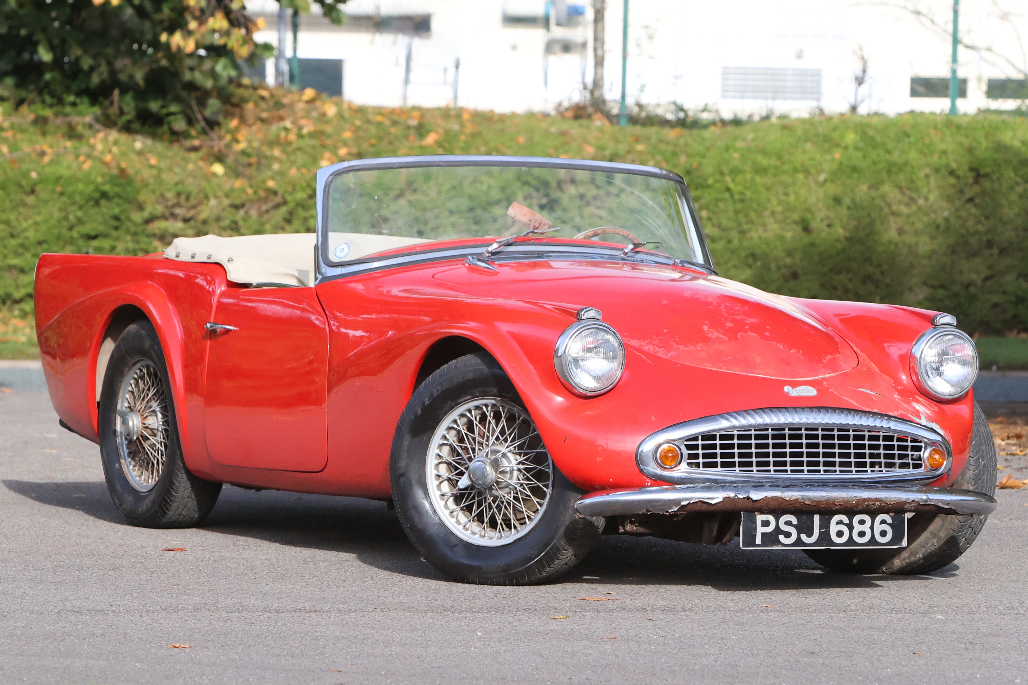 104-046 Cult 1/18 ダイムラー Daimler SP250 Lot 104 - 1960 Daimler SP250 Dart