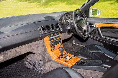 Lot 3 - 1999 Mercedes-Benz SL 320