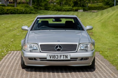 Lot 3 - 1999 Mercedes-Benz SL 320