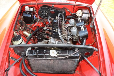 Lot 196 - 1974 MG B GT