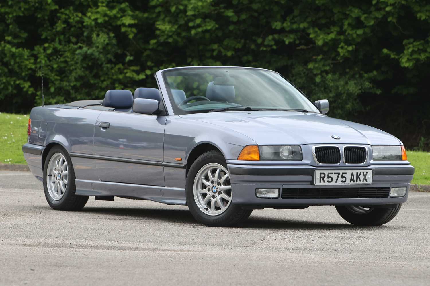 Lot 169 - 1997 BMW 328i Cabriolet