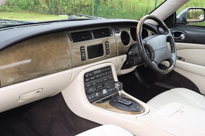 Lot 224 - 2003 Jaguar XKR 4.2 Convertible