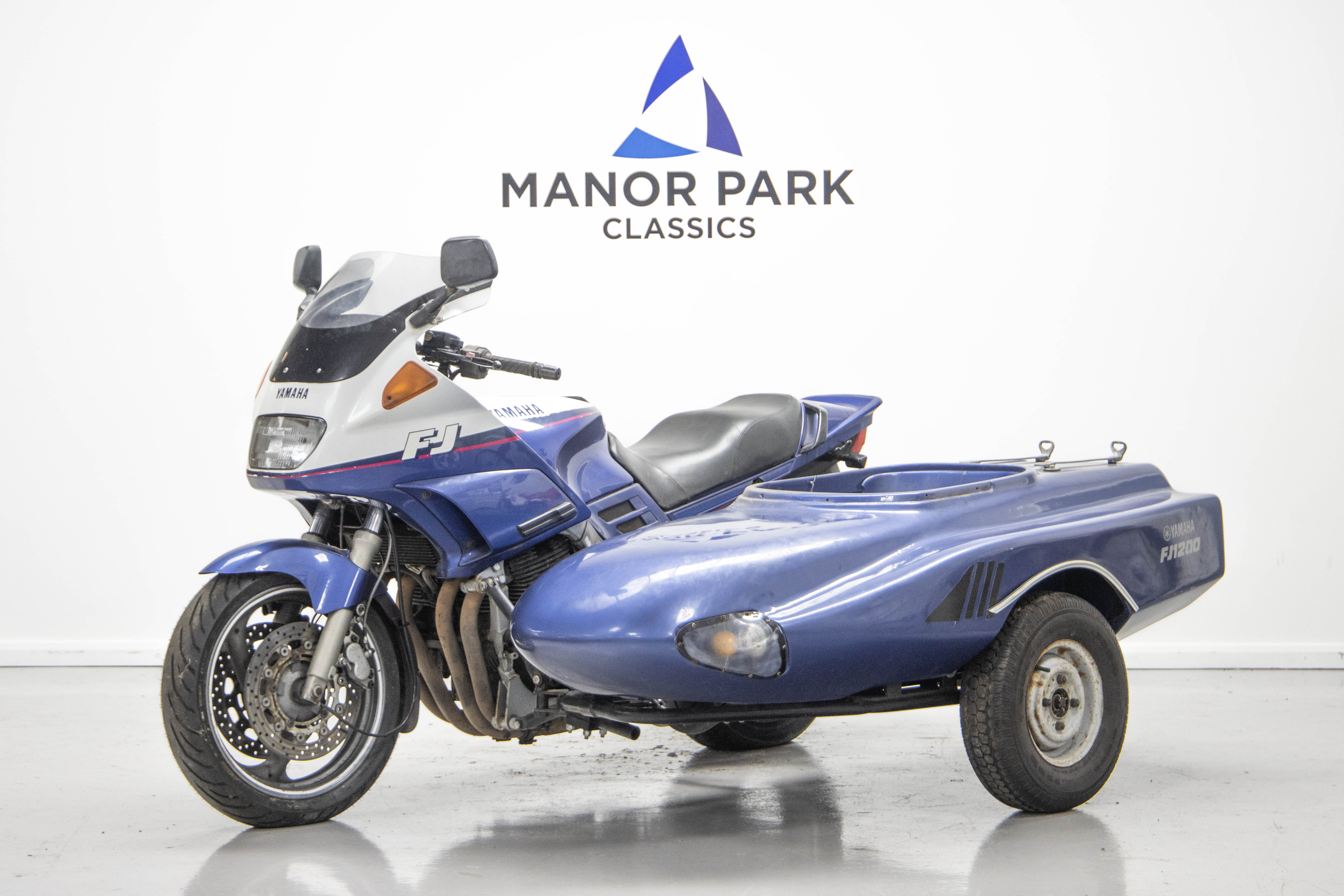 FJ1200 ABS ツアラー Lot 256 - 1991 Yamaha FJ1200 ABS Combination