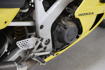 Lot 125 - 1998 Honda CBR900RR Fireblade