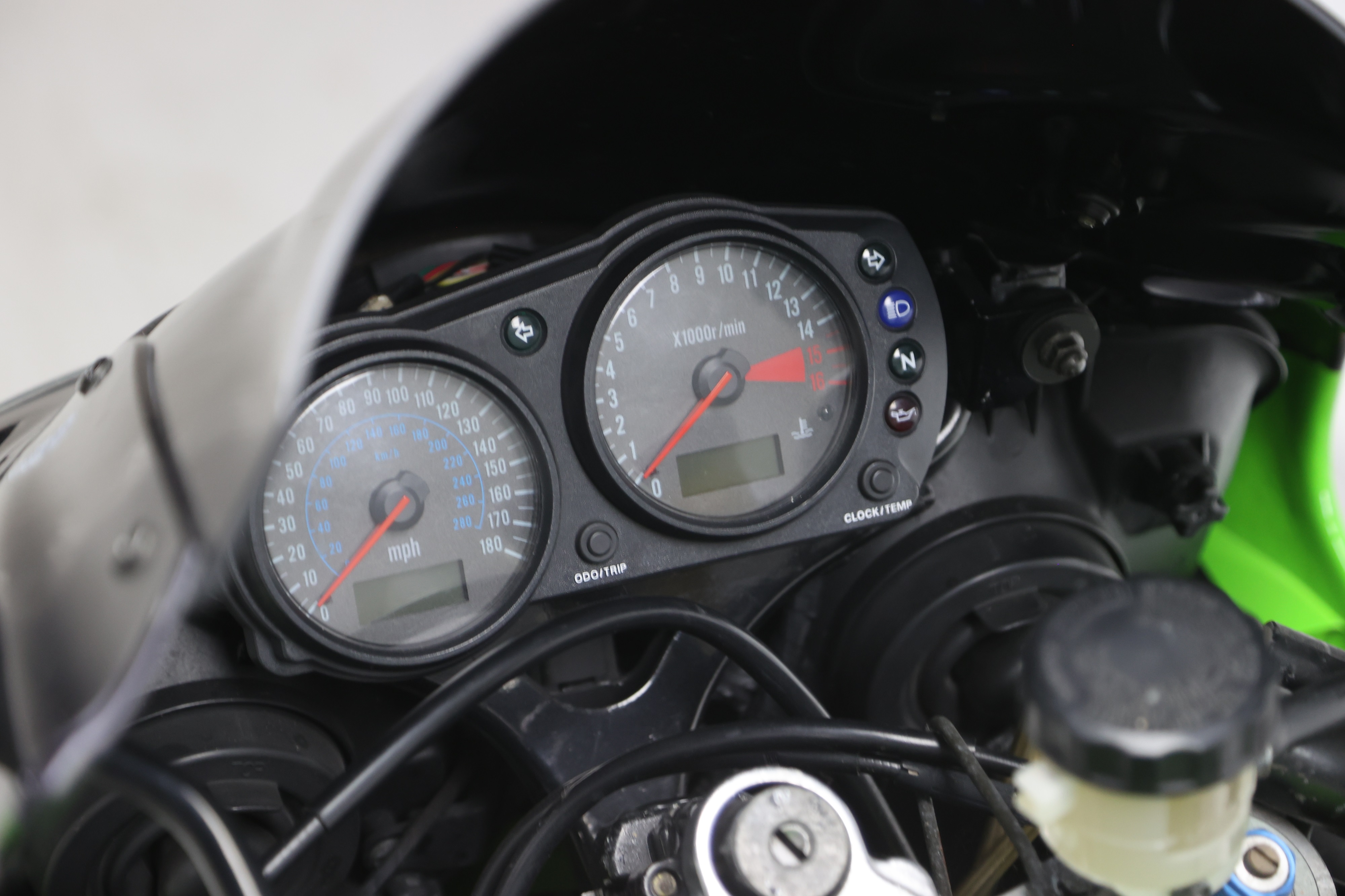 Lot 105 - 2001 Kawasaki ZX-6R Ninja