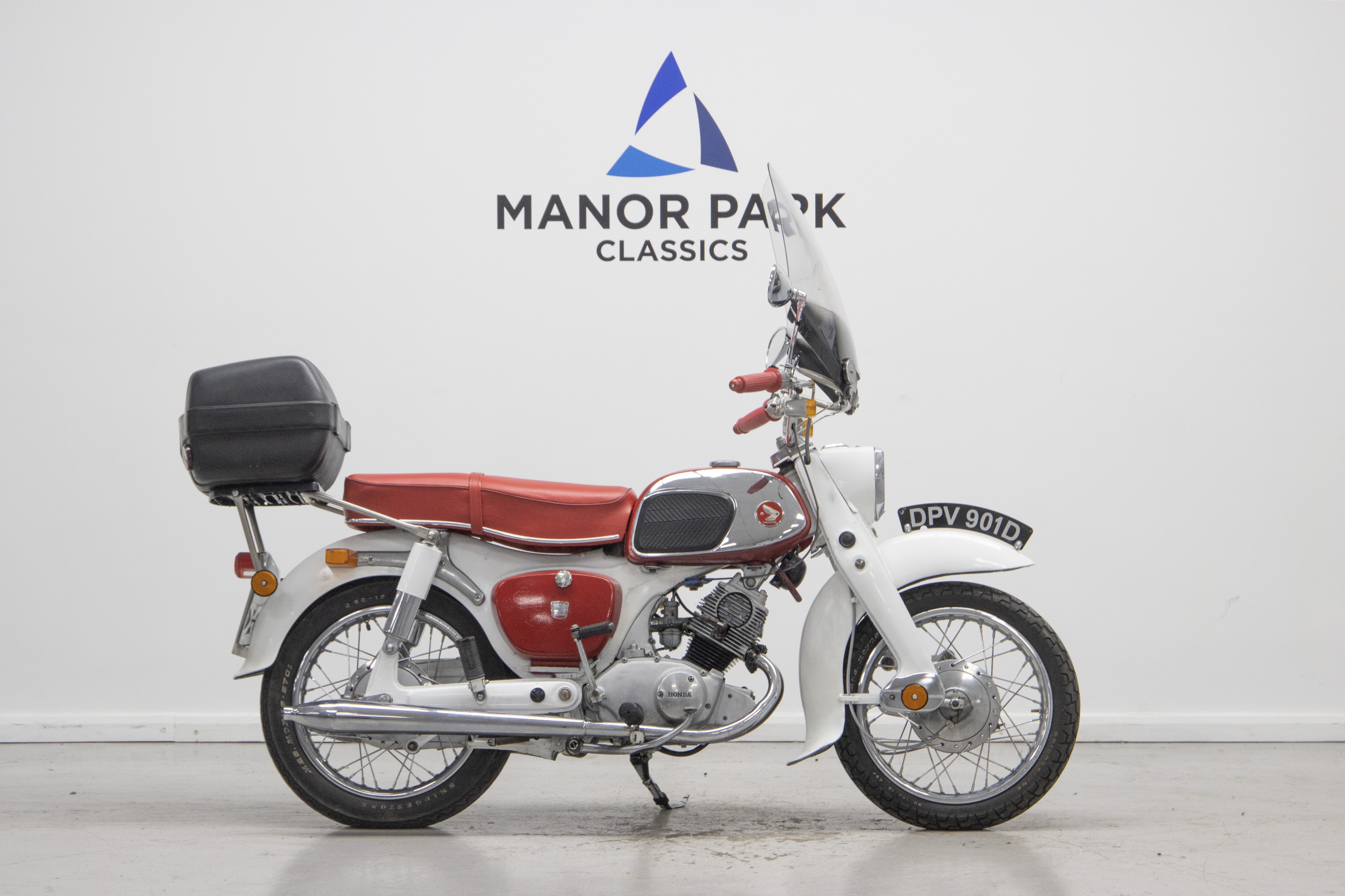 Lot 3 - 1966 Honda C95 Benly Lot 3 - 1966 Honda C95 Benly