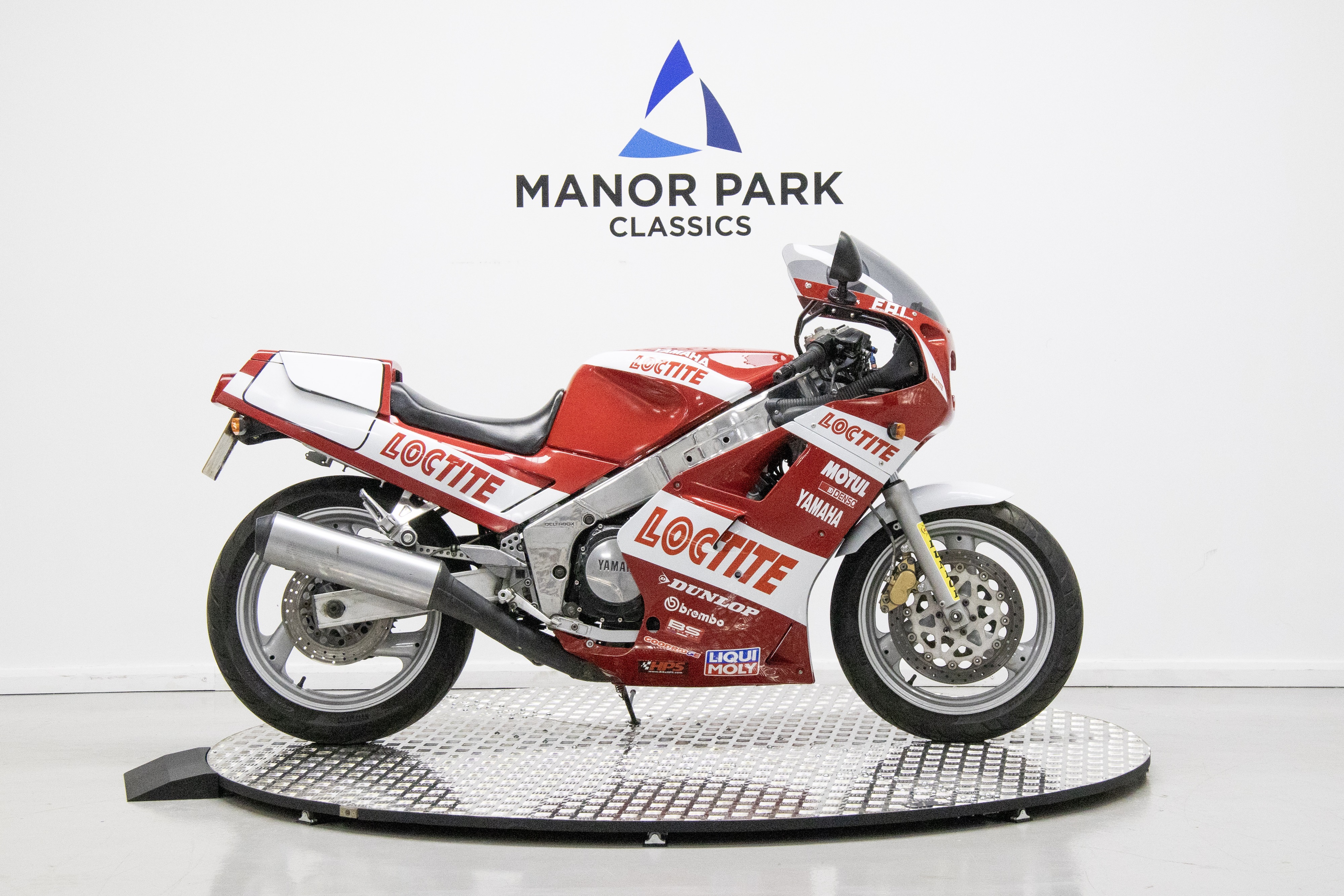 Lot 80 - 1988 Yamaha FZR1000