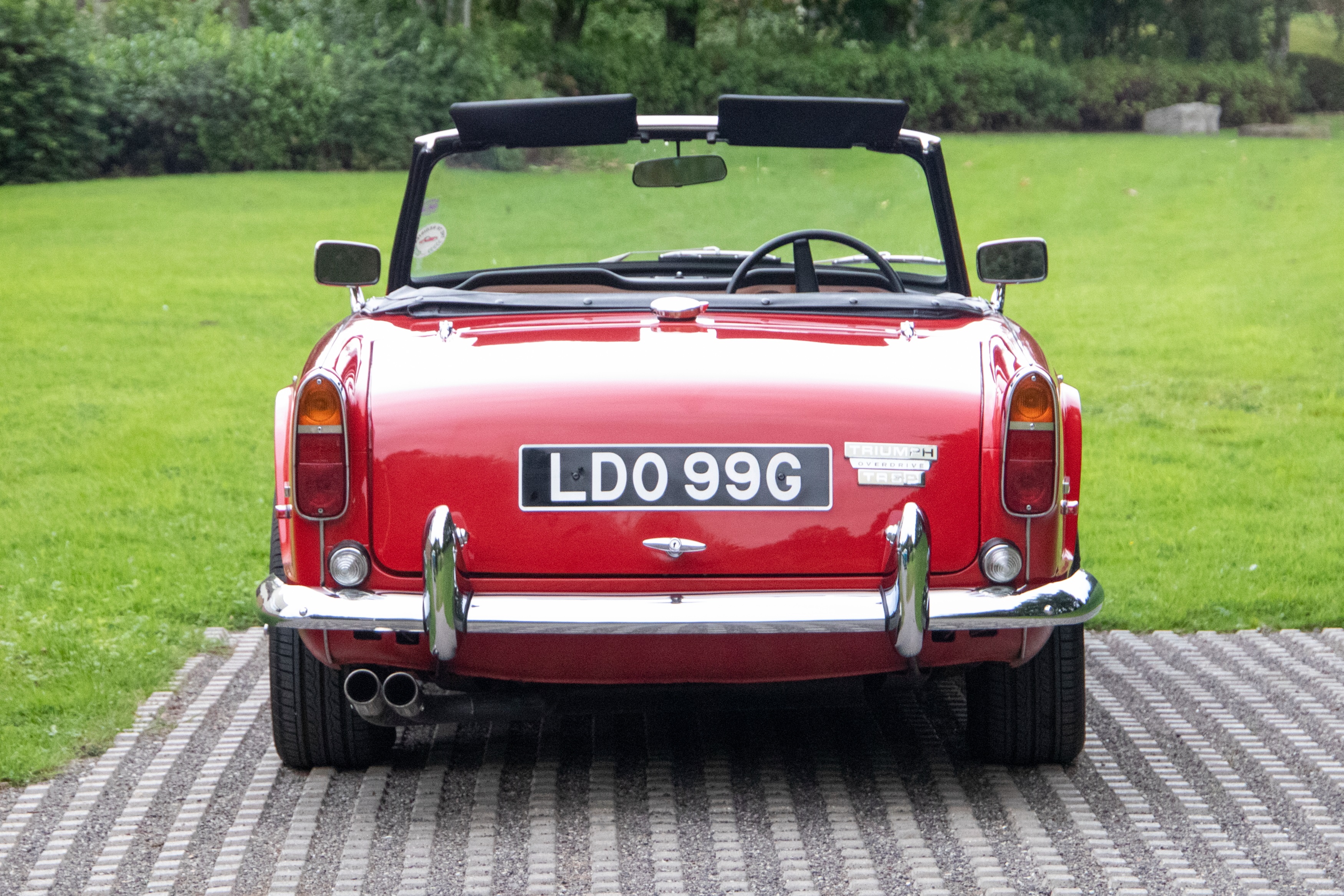 Triumph TR5 PI 1968 Rouge Matrix 1/43 - Miniature Résine Neuve, édition Limitée