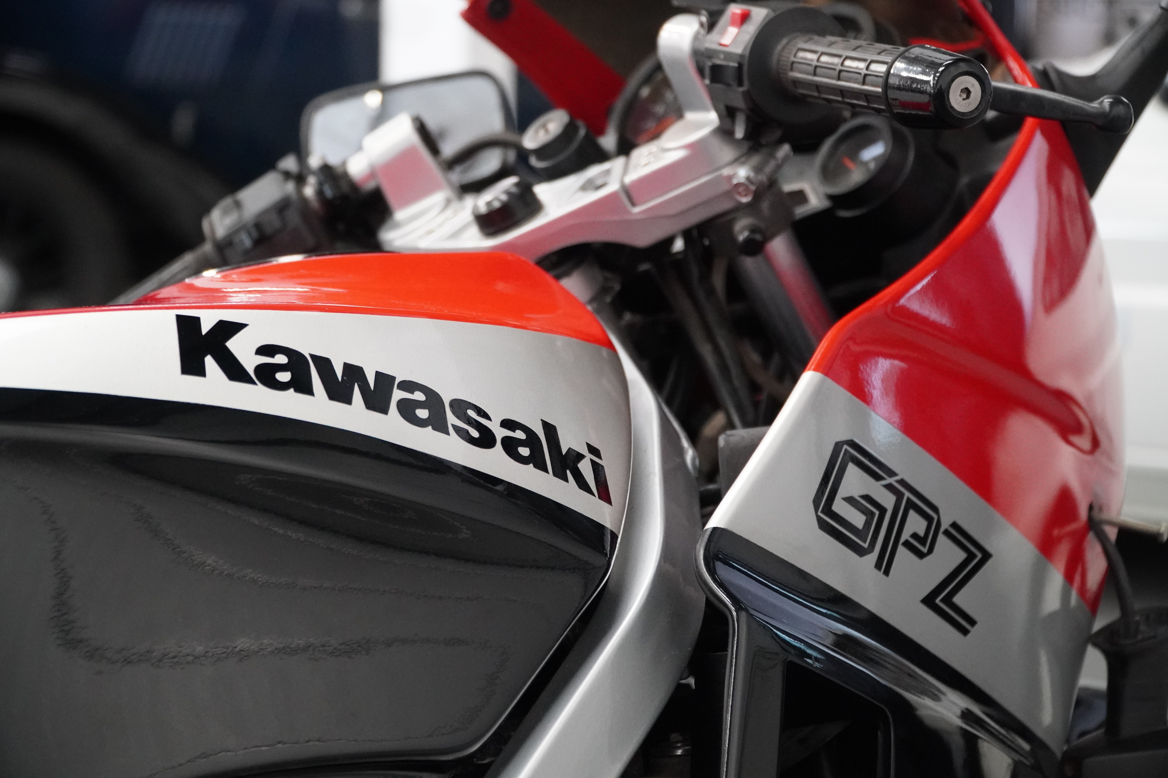Lot 107 - 1988 Kawasaki ZX600-A3