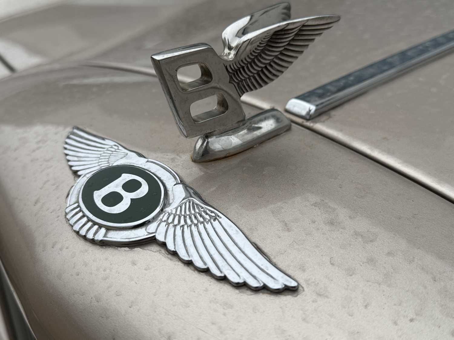 Lot 105 - 1993 Bentley Turbo R