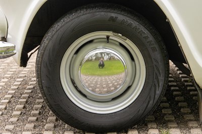 Lot 4 - 1971 Morris A60 Sun-Tor Camper Van