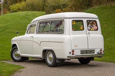 Lot 4 - 1971 Morris A60 Sun-Tor Camper Van