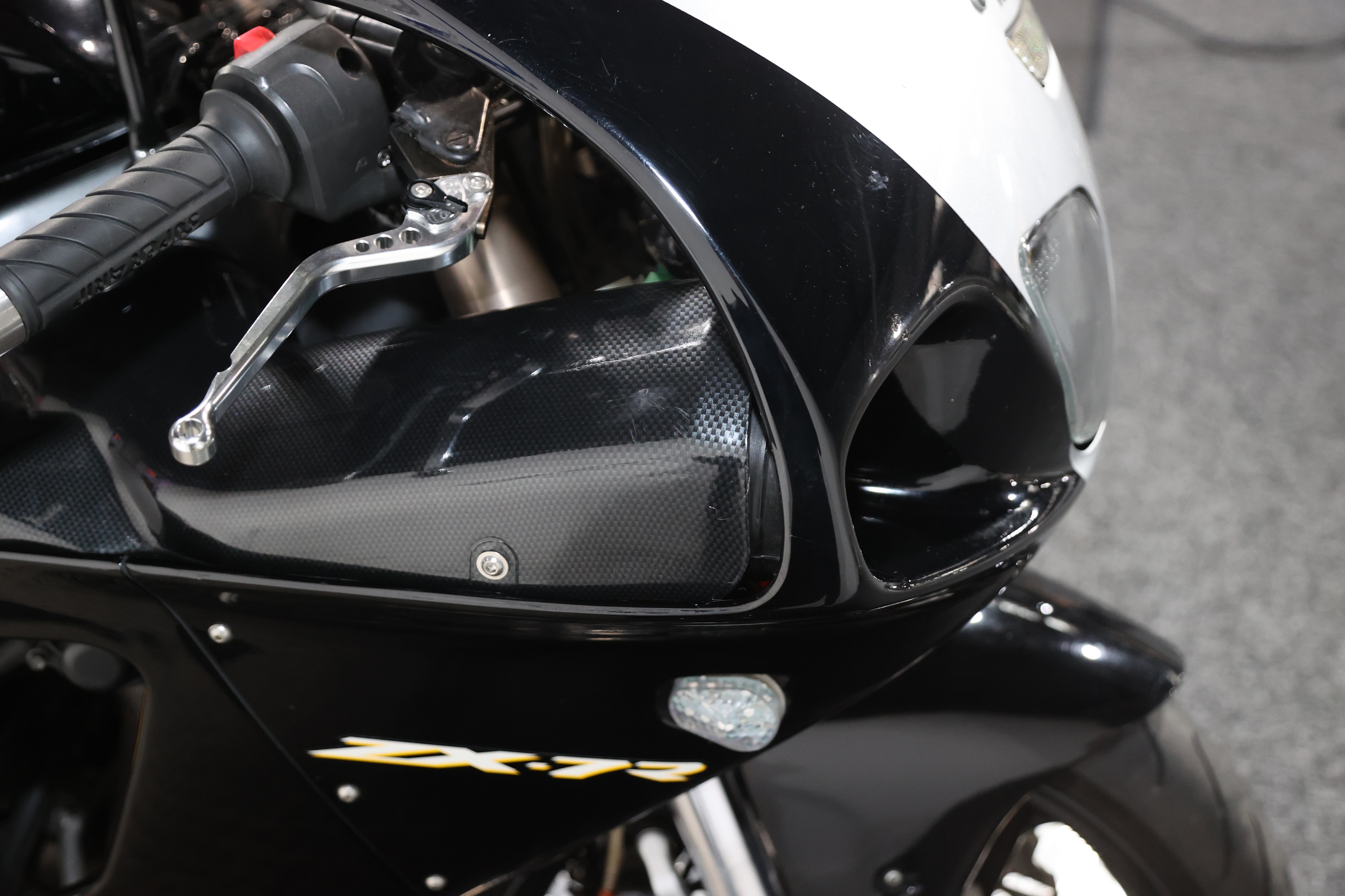 Lot 86 - 2001 Kawasaki ZX-7R Ninja