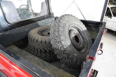 Lot 273 - 1991 Land Rover Defender 90 Pickup