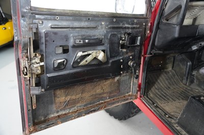 Lot 273 - 1991 Land Rover Defender 90 Pickup