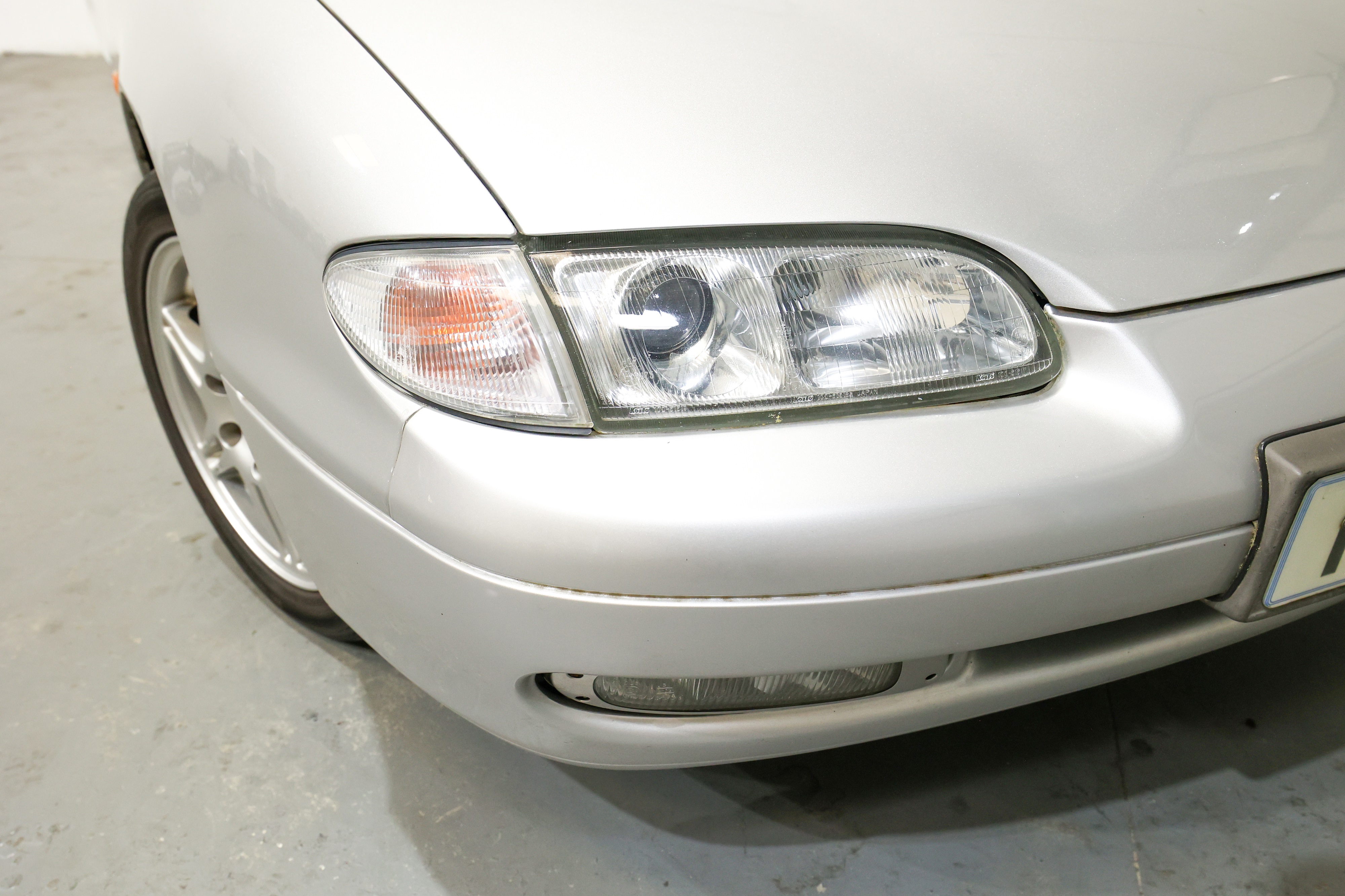 Lot 132 - 1997 Mazda MX-6 V6