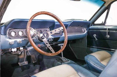 Lot 1966 Ford Mustang