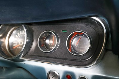 Lot 1966 Ford Mustang