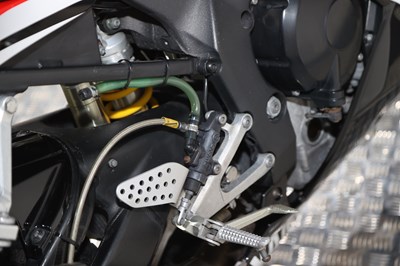 Lot 66 - 2004 Yamaha YZF-R1