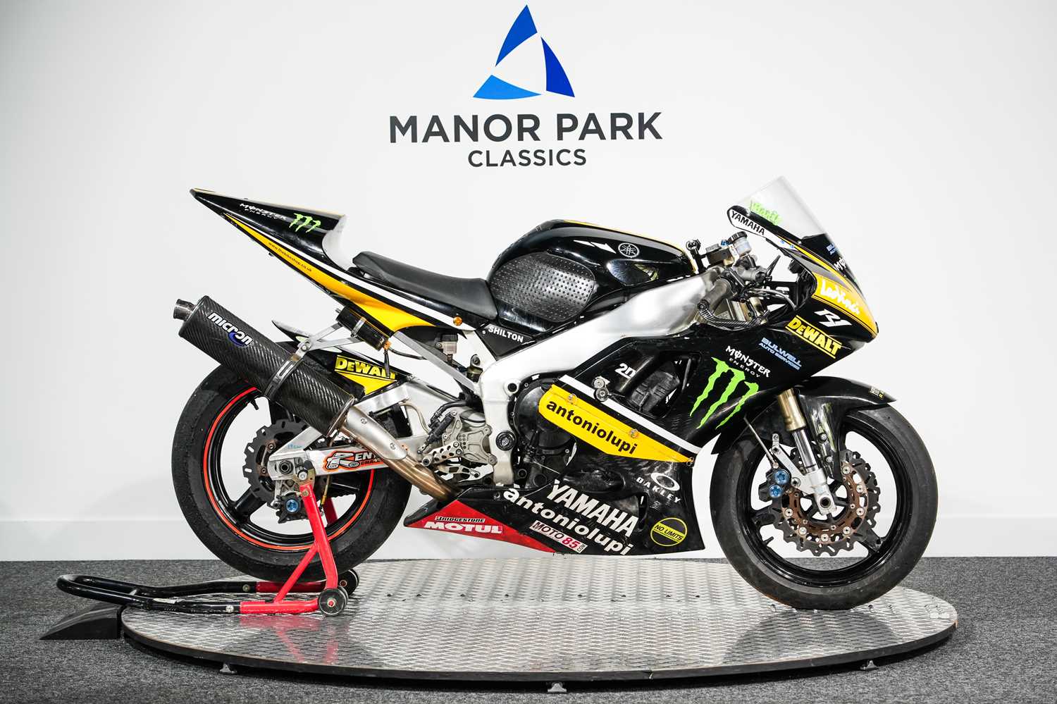 41 - 2000 Yamaha YZF-R1 4XV