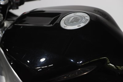 Lot 2002 Yamaha YZF-R1 4XV