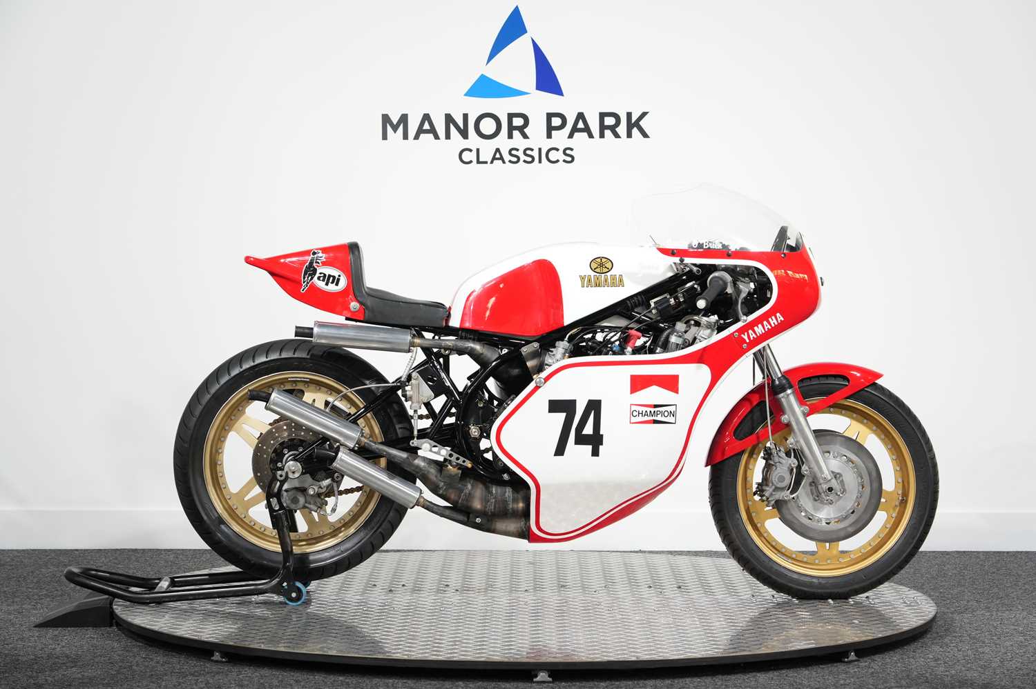 42 - c.1979 Yamaha TZ750 Evocation