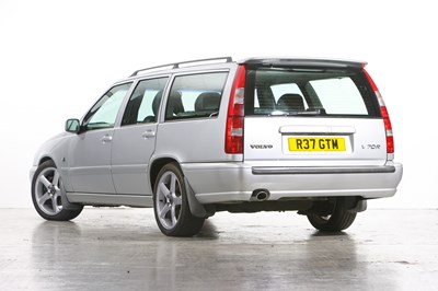 Lot 1998 Volvo V70 R
