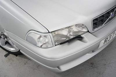 Lot 1998 Volvo V70 R