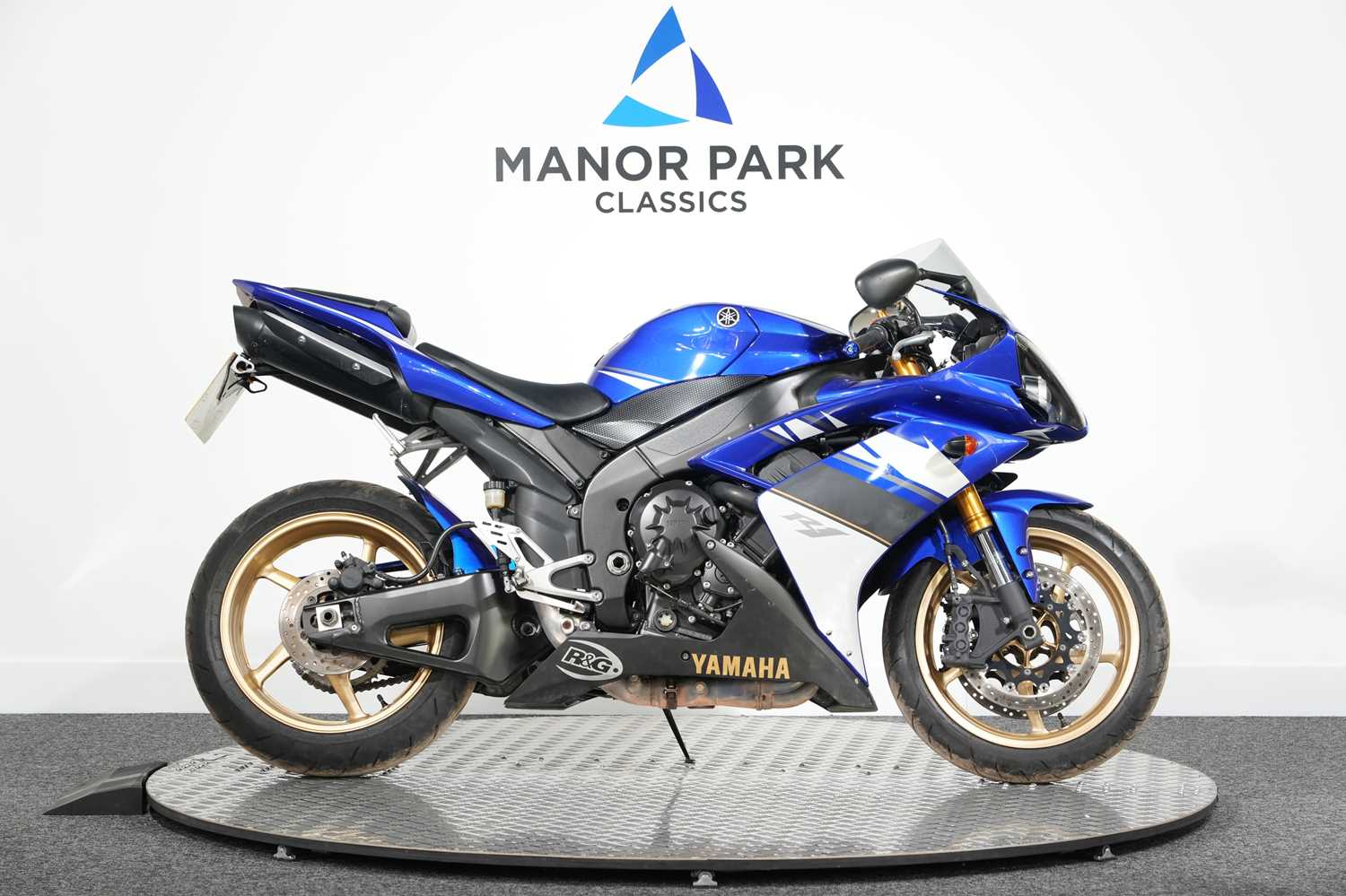 154 - 2009 Yamaha YZF-R1