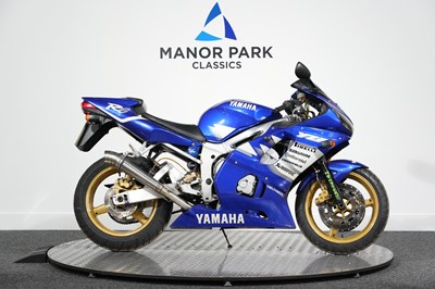 Lot 2001 Yamaha YZF-R6