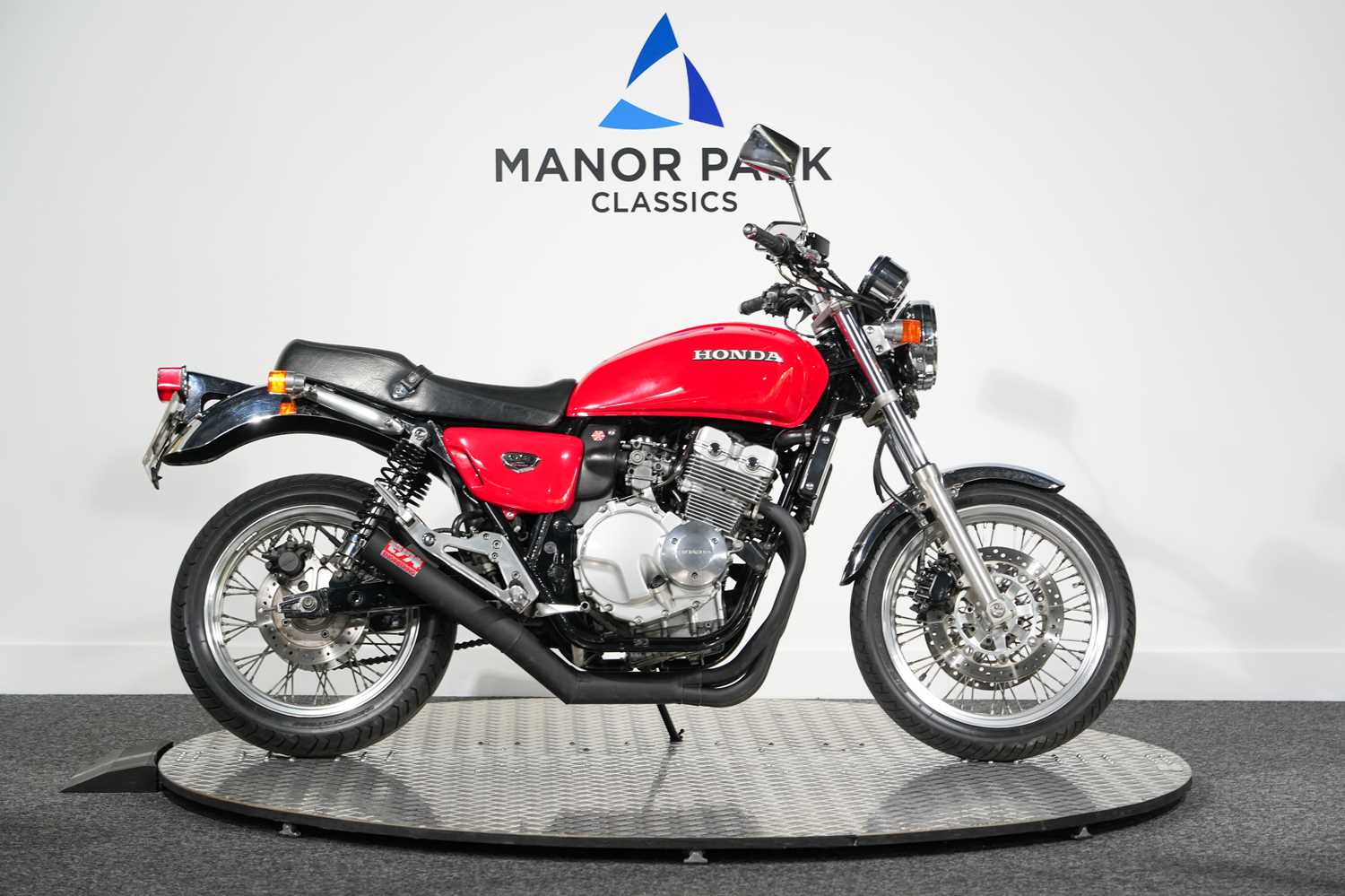 143 - 1997 Honda CB400
