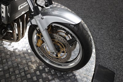 Lot 2005 Honda CB900F Hornet
