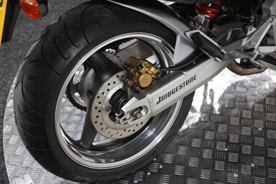 Lot 2005 Honda CB900F Hornet