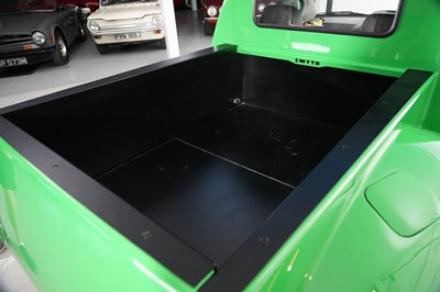 Lot 2025 Smyth Beetle Ute