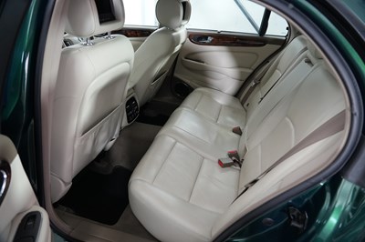 Lot 2003 Jaguar XJR 4.2