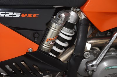 Lot 2004 KTM 525 MXC
