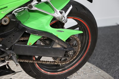 Lot 2005 Kawasaki ZX-6R Ninja