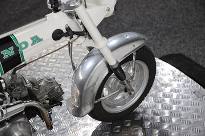 Lot 1975 Honda ST70 Lady Dax