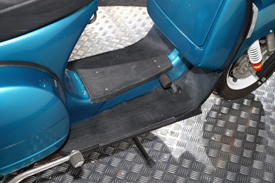 Lot 1987 Vespa 125