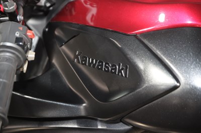 Lot 49 - 2016 Kawasaki Z1000 ABS Sugomi Edition
