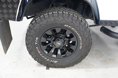 Lot 2008 Land Rover Defender 110 Pickup