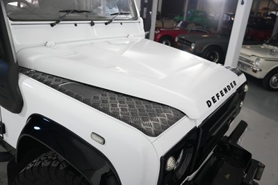 Lot 2008 Land Rover Defender 110 Pickup