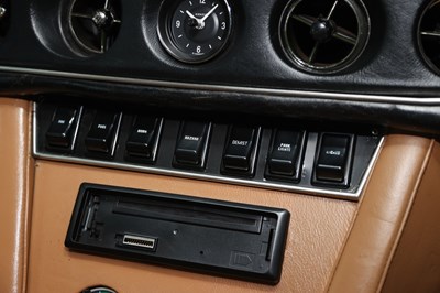 Lot 1974 Jensen Interceptor III